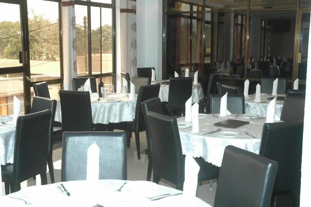Premier Palace Hotel Arusha Exterior foto